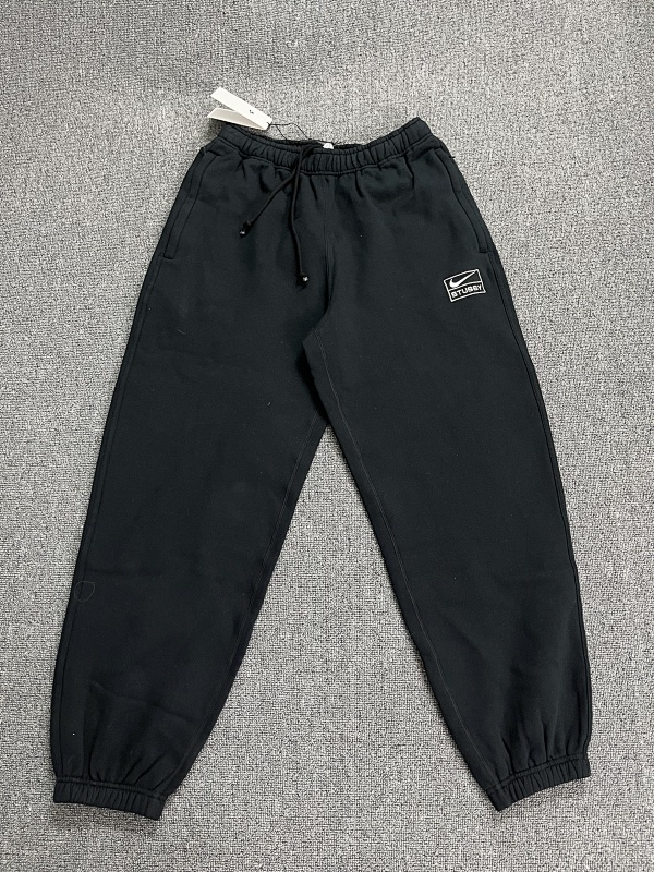 STUSSY SWEATPANTS (8)