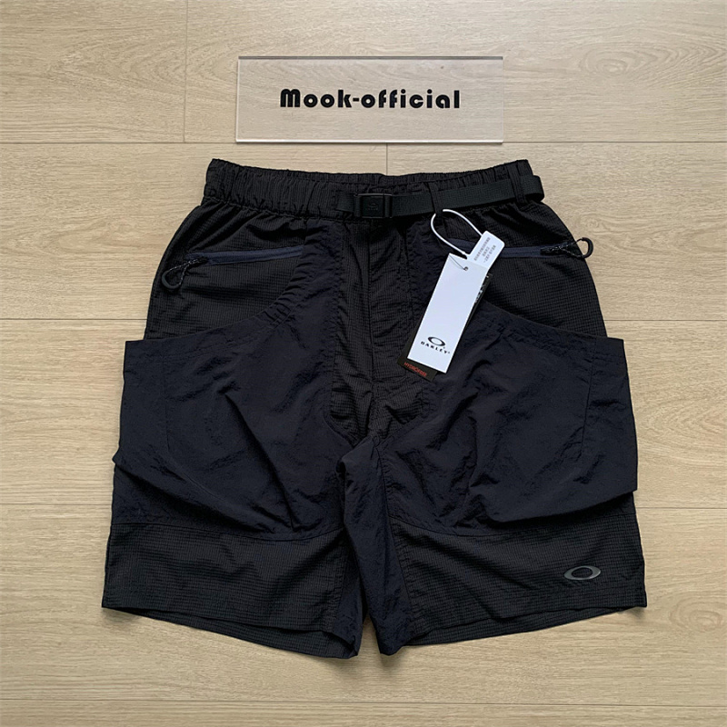 OAKLEY SHORTS (5)