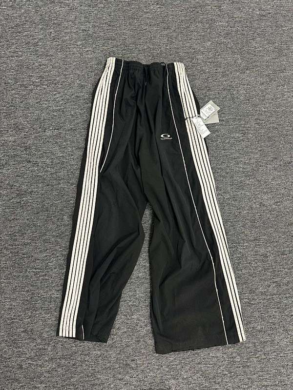 BALENCIAGA PANTS (29)