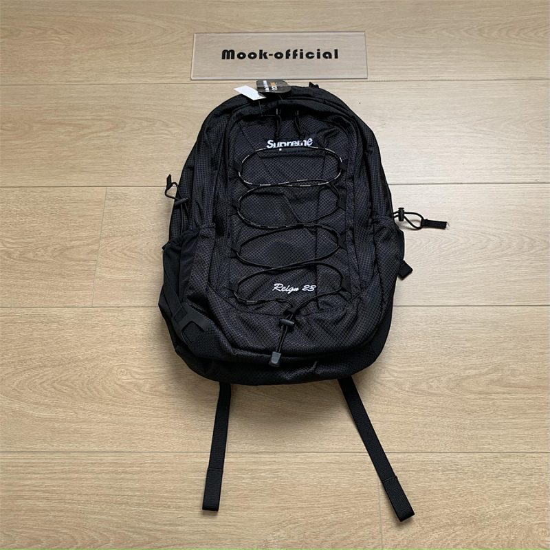 SUPREME BACKPACKS (6)