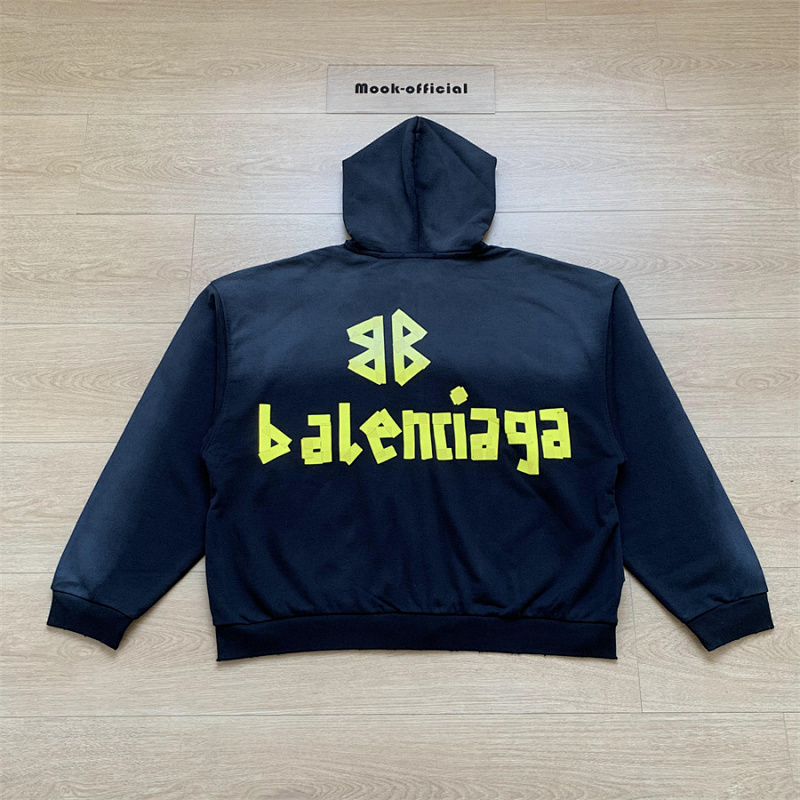 BALENCIAGA HOODIES (131)