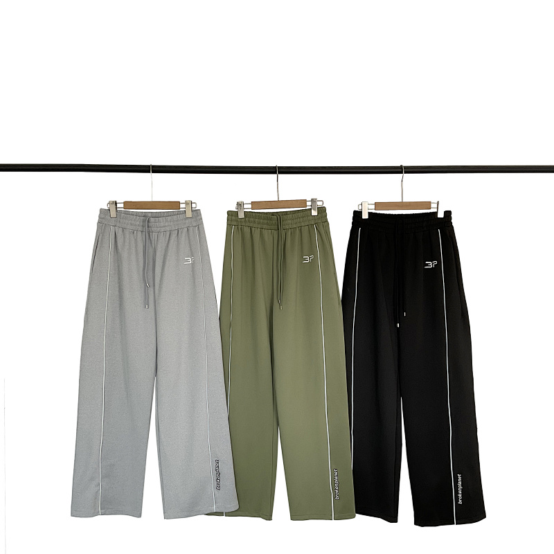 BROKEN PLANET SWEATPANTS (3)