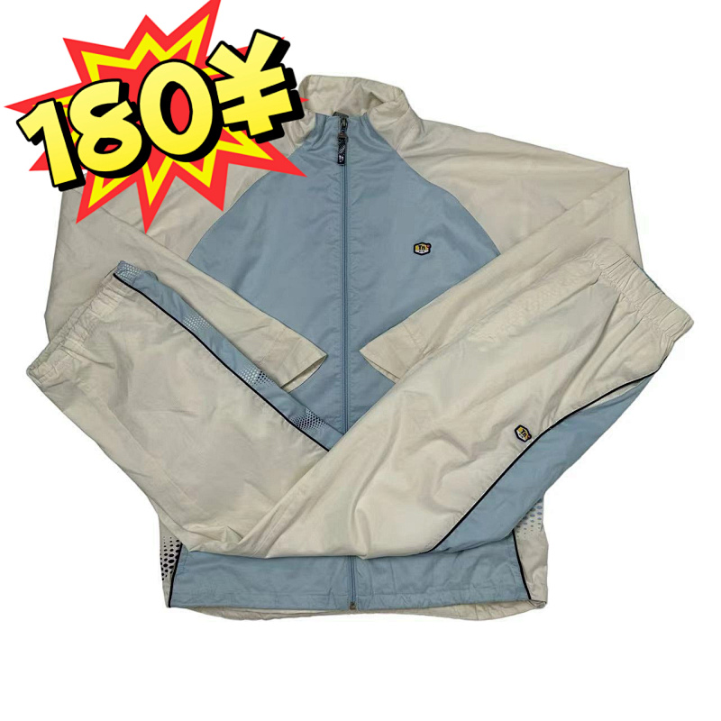 NIKE TRACKSUITS