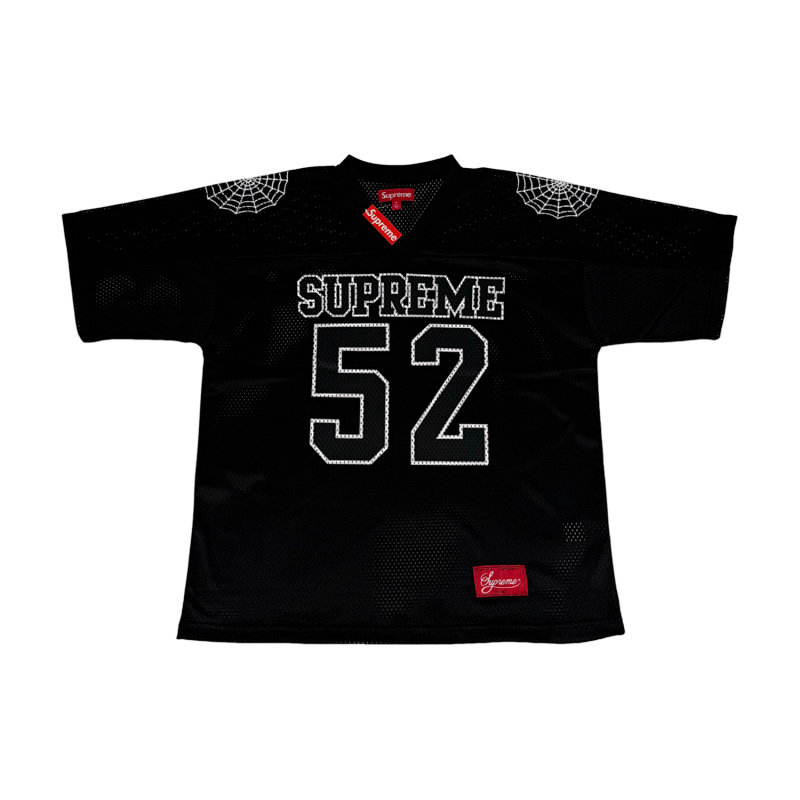 SUPREME (19)