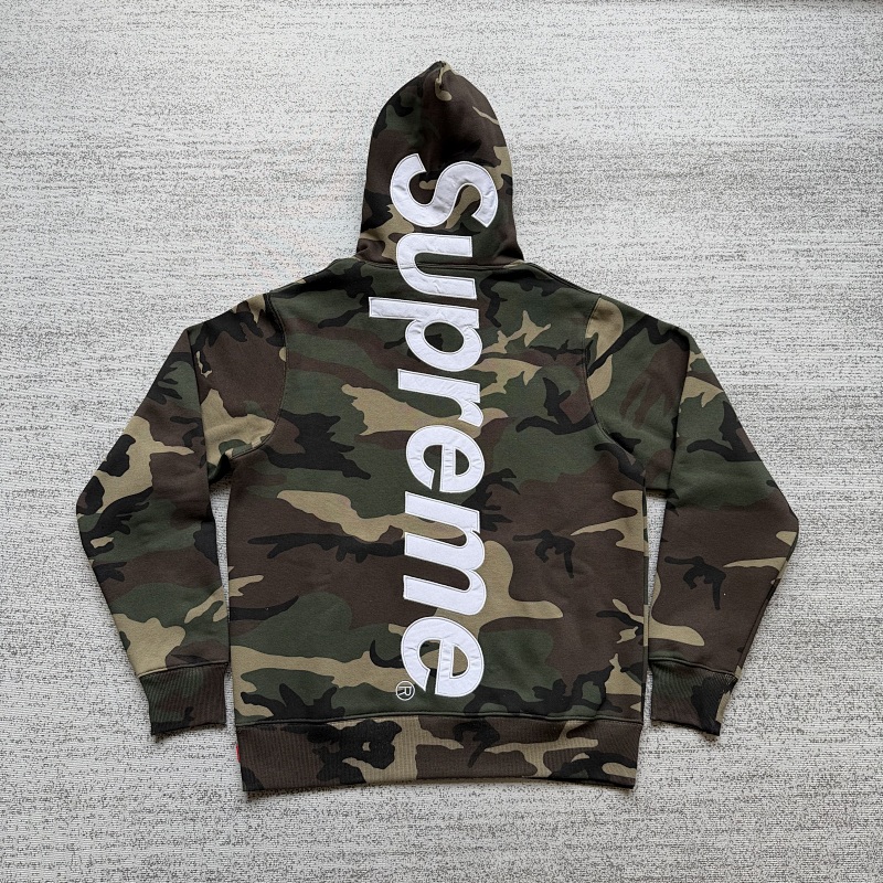 Supreme Satin Applique tracksuit (2)