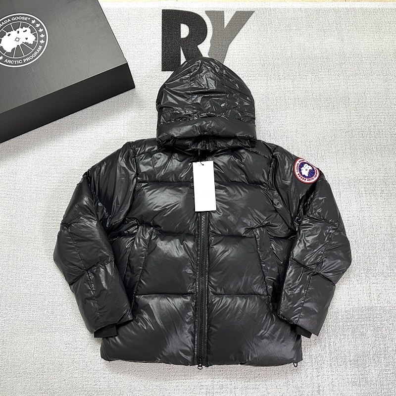 CANADA GOOSE PUFFERS (14)