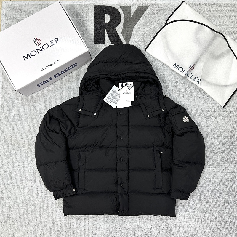 MONCLER PUFFERS (8)