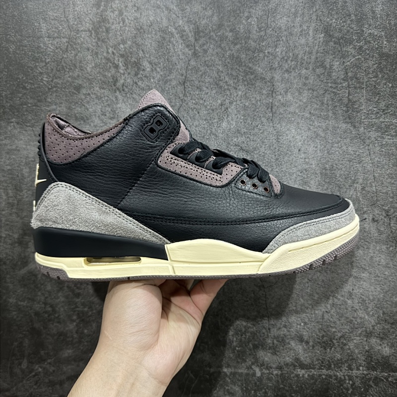 JORDAN SNEAKERS (382)