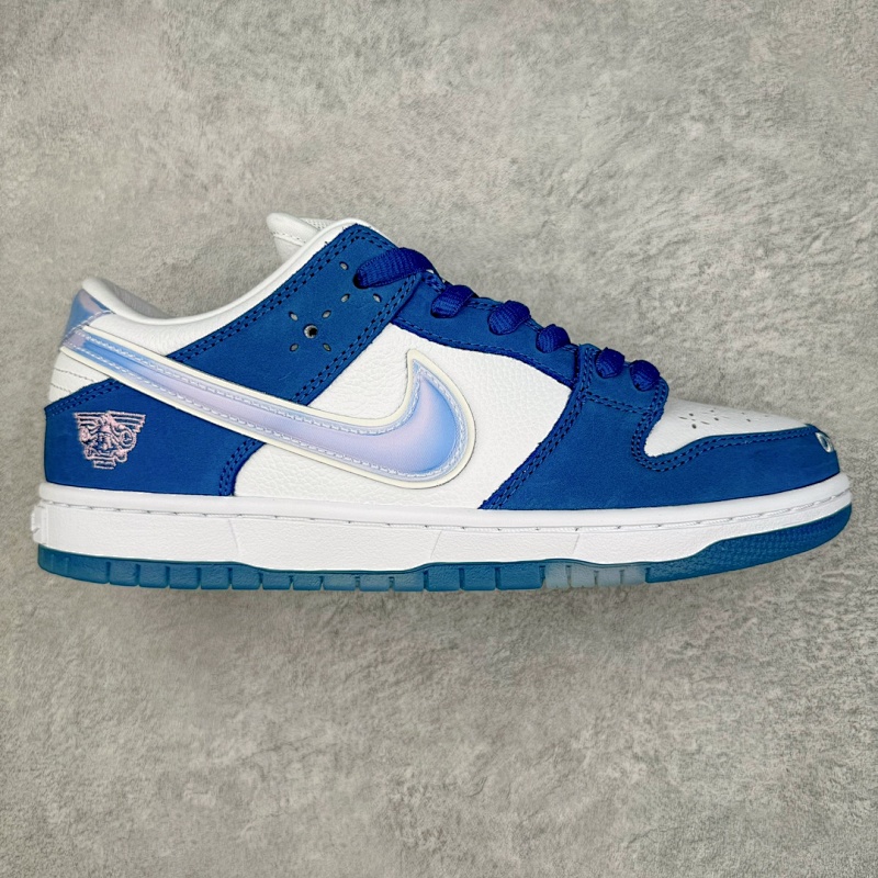 NIKE SNEAKERS (177)