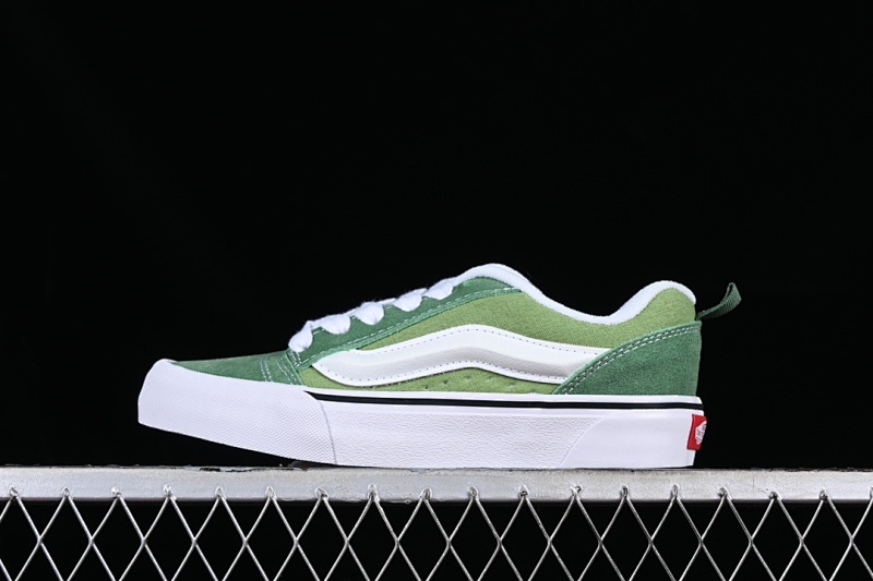 VANS SNEAKERS (9)