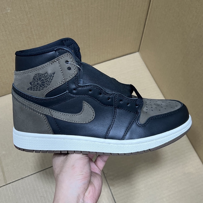 JORDAN SNEAKERS (49)