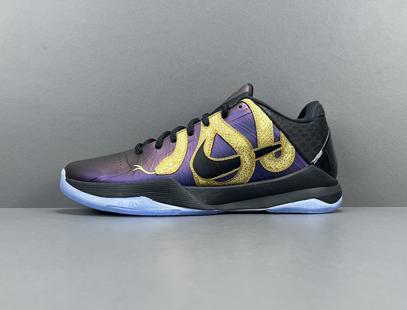 KOBE SNEAKERS (33)