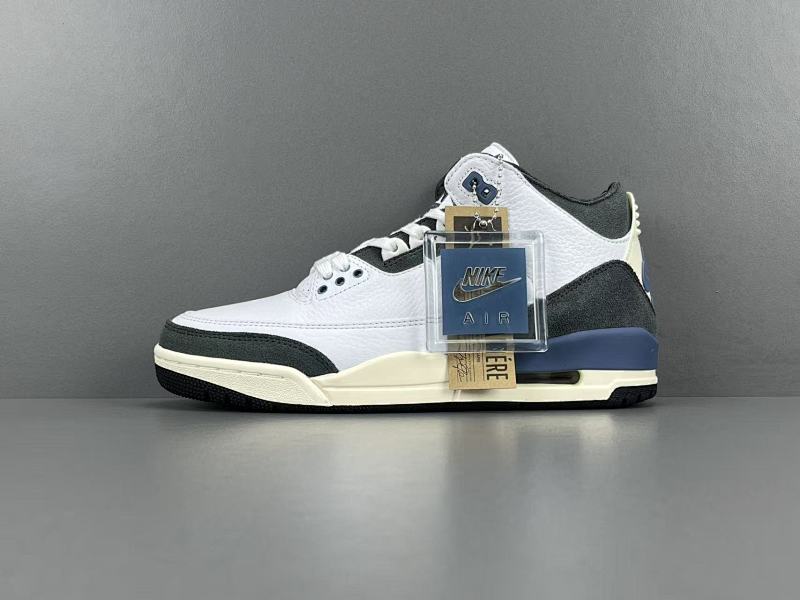 JORDAN SNEAKERS (383)