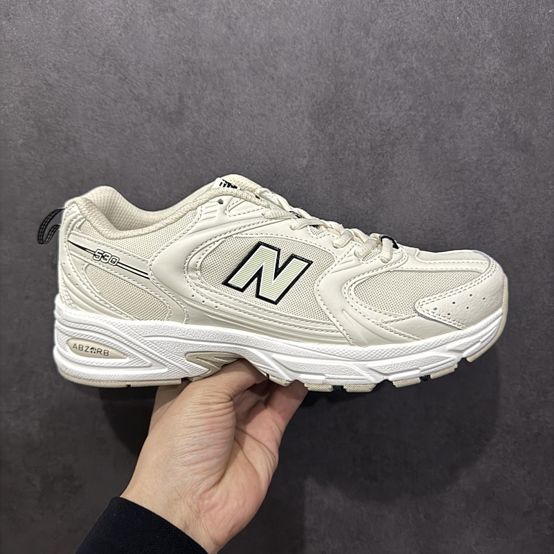 NEW BALANCE SNEAKERS (20)