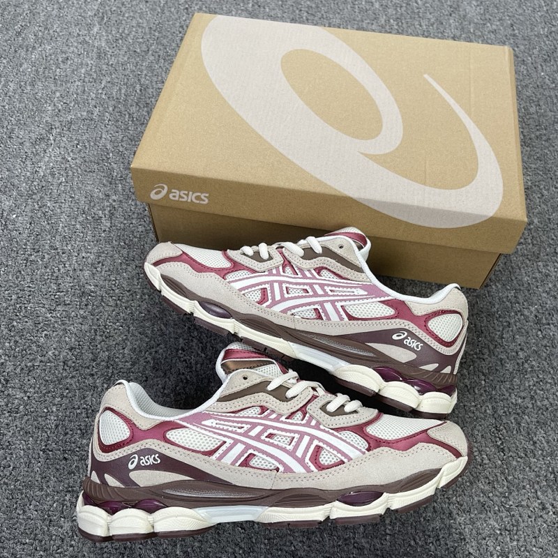 ASICS SNEAKERS (26)