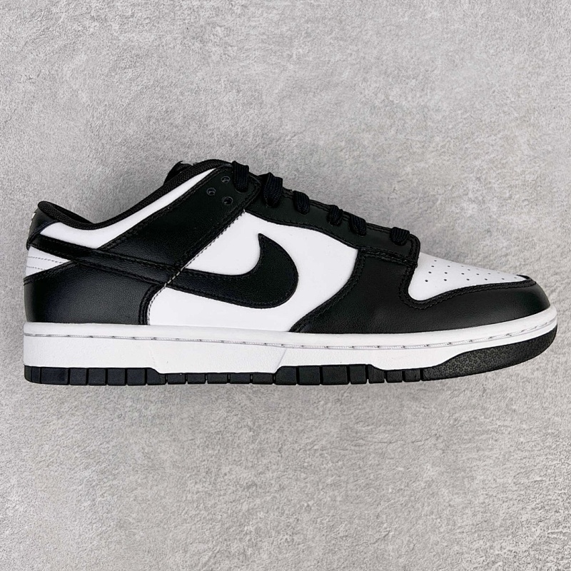 NIKE SNEAKERS (154)