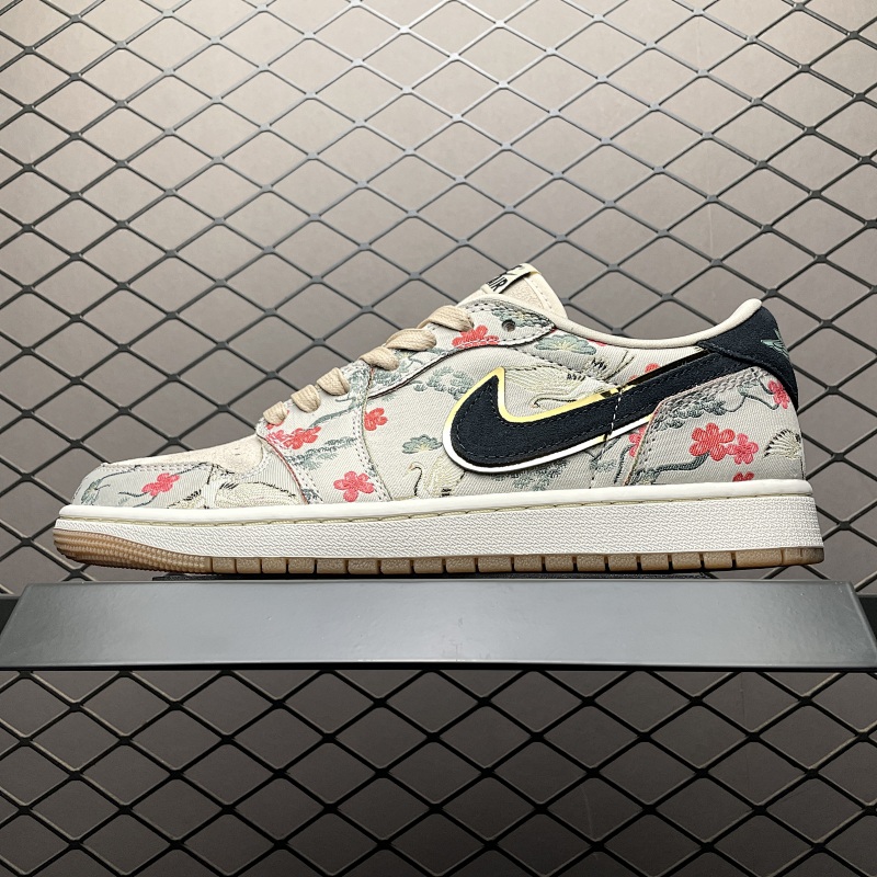 JORDAN SNEAKERS (102)
