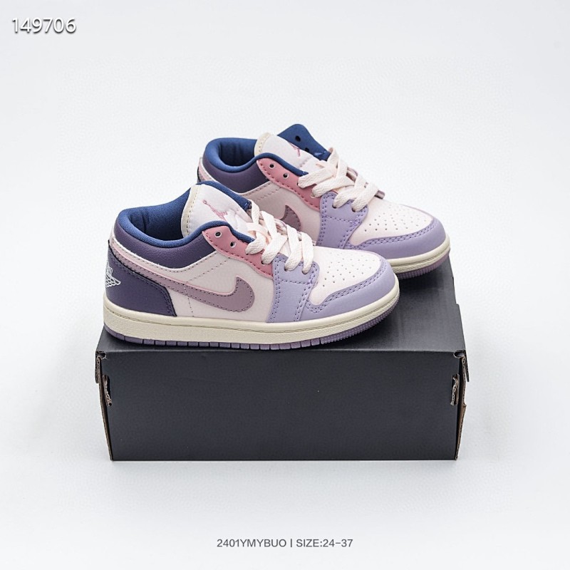 JORDAN SNEAKERS