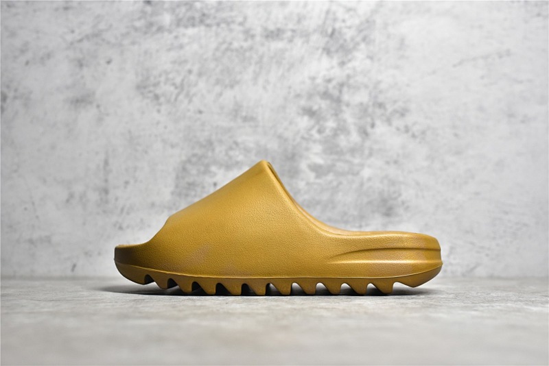 YEEZY SNEAKERS (85)