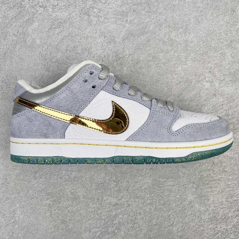 NIKE SNEAKERS (153)