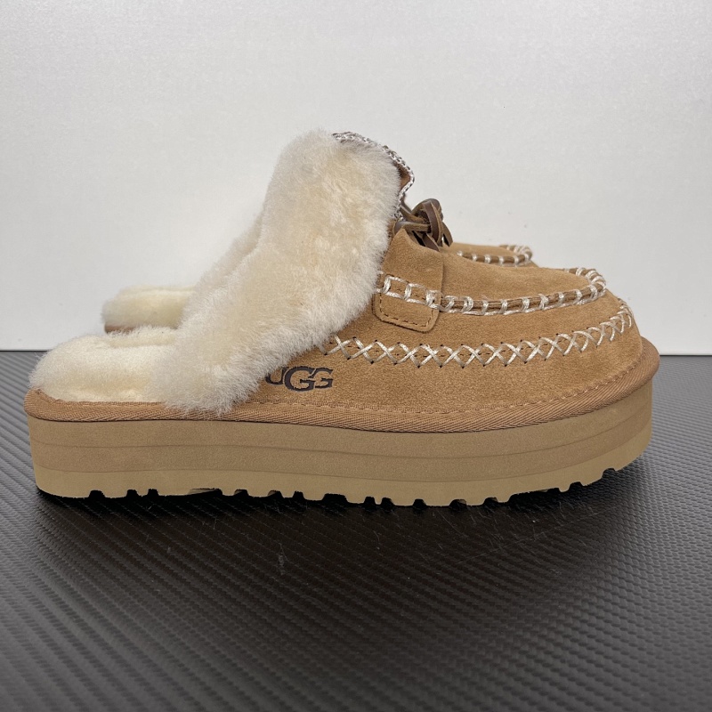 UGG SNEAKERS (47)