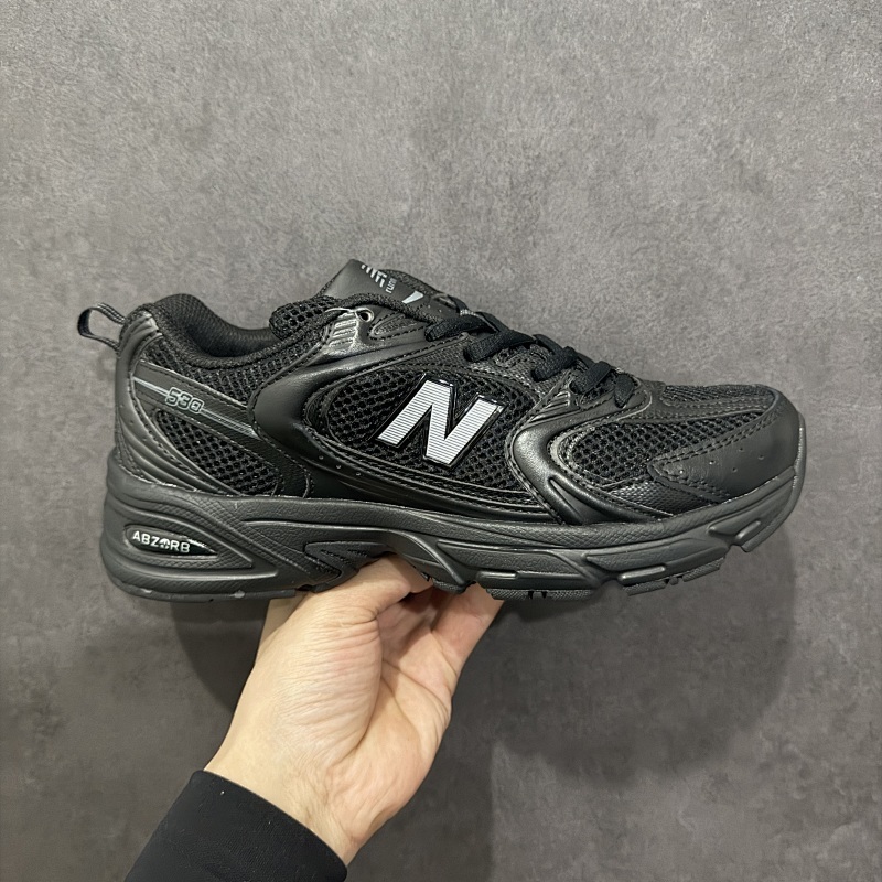 NEW BALANCE SNEAKERS (10)