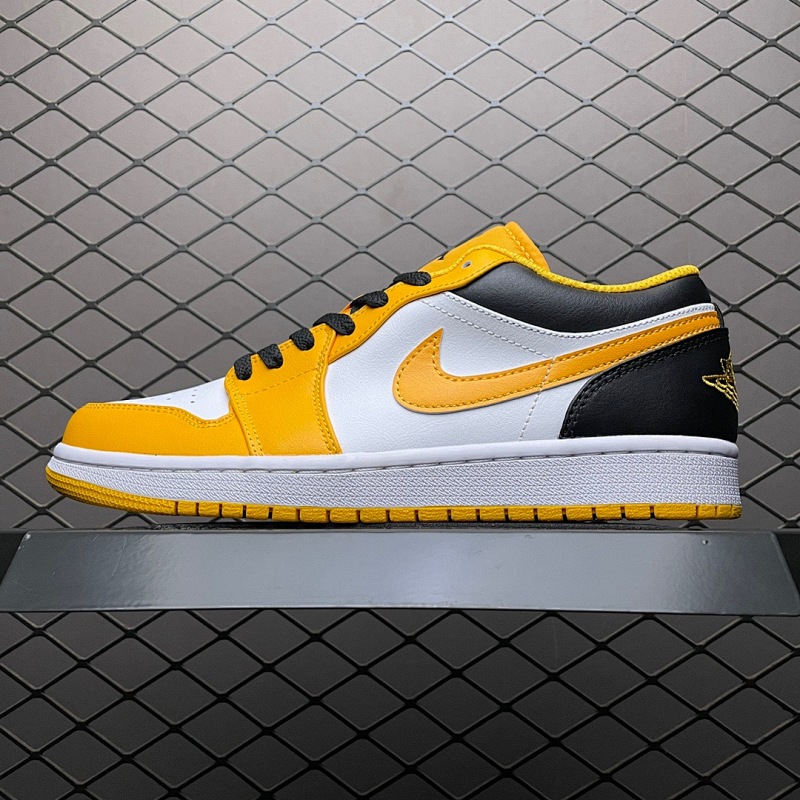 JORDAN SNEAKERS (196)