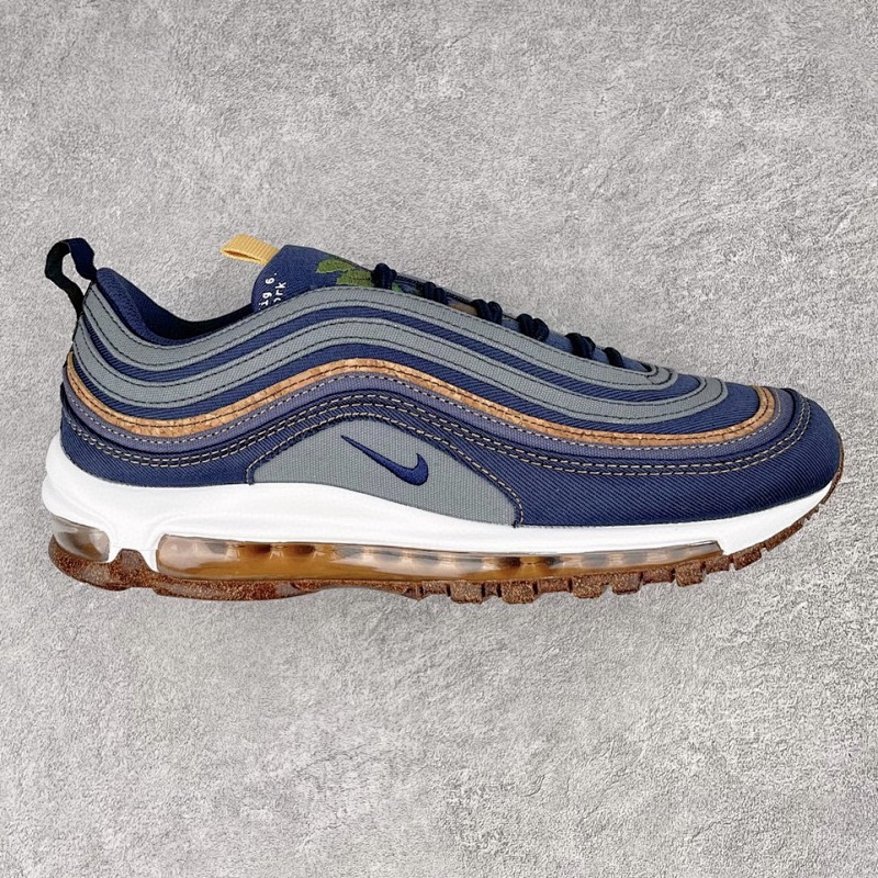 NIKE SNEAKERS (652)