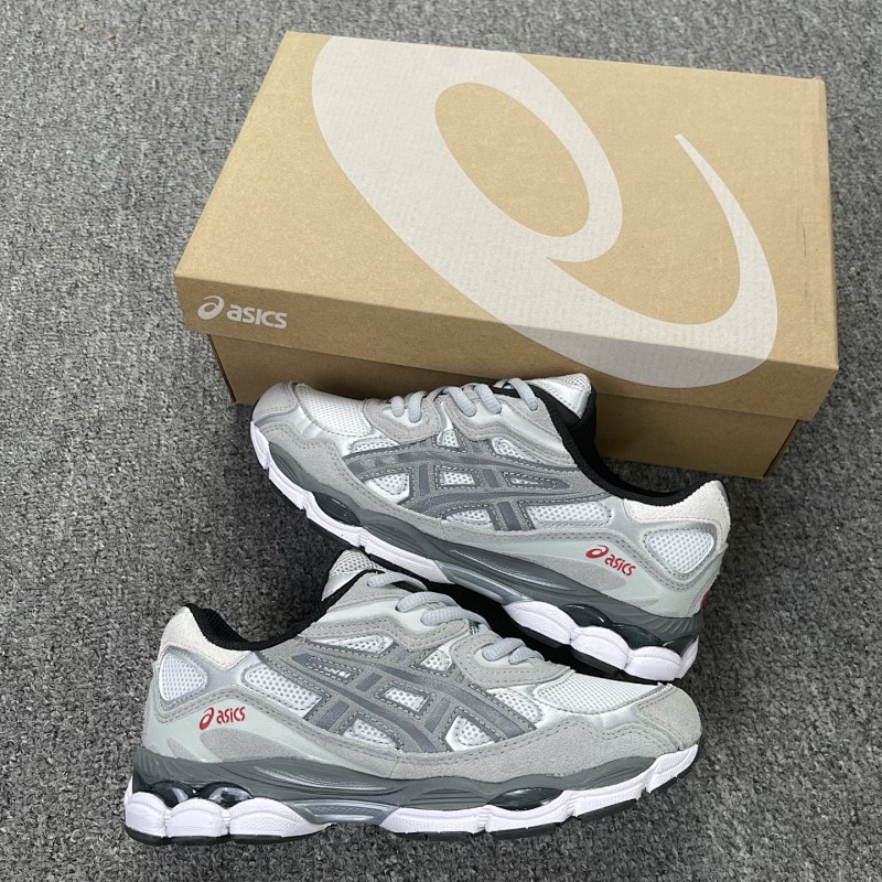 ASICS SNEAKERS (37)