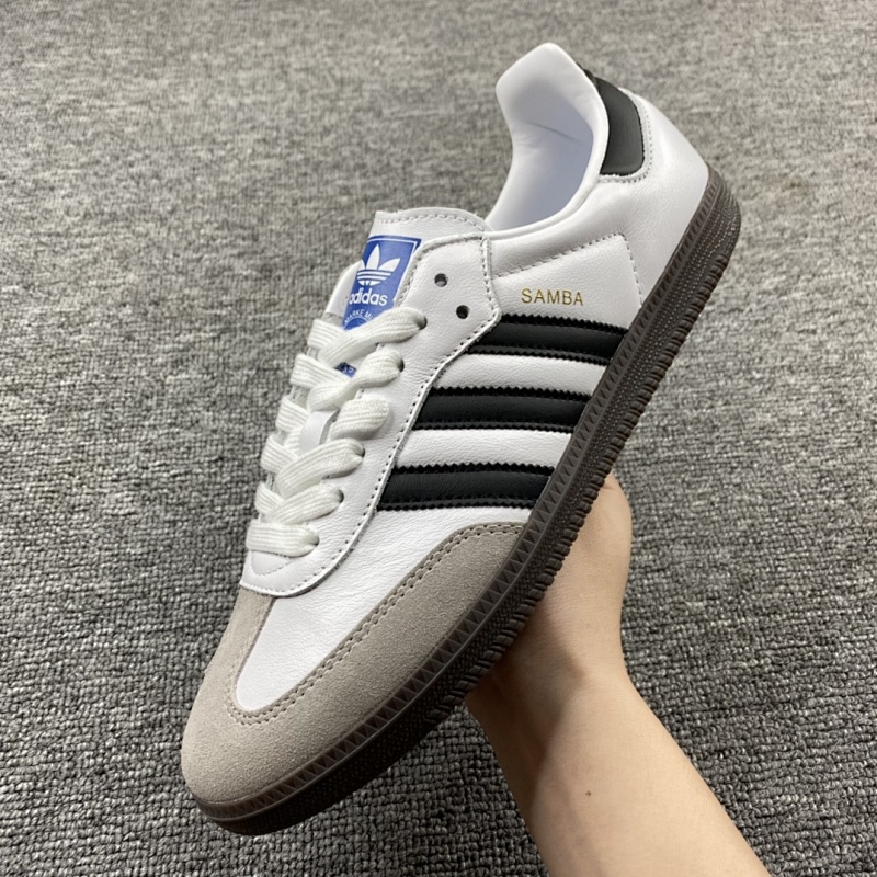 ADIDAS SNEAKERS (63)