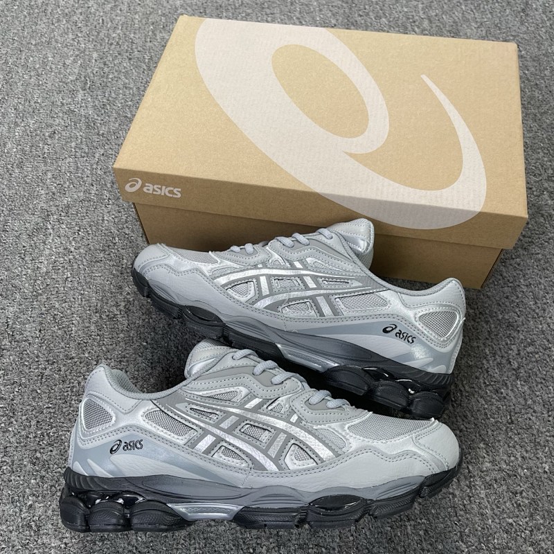 ASICS SNEAKERS (30)