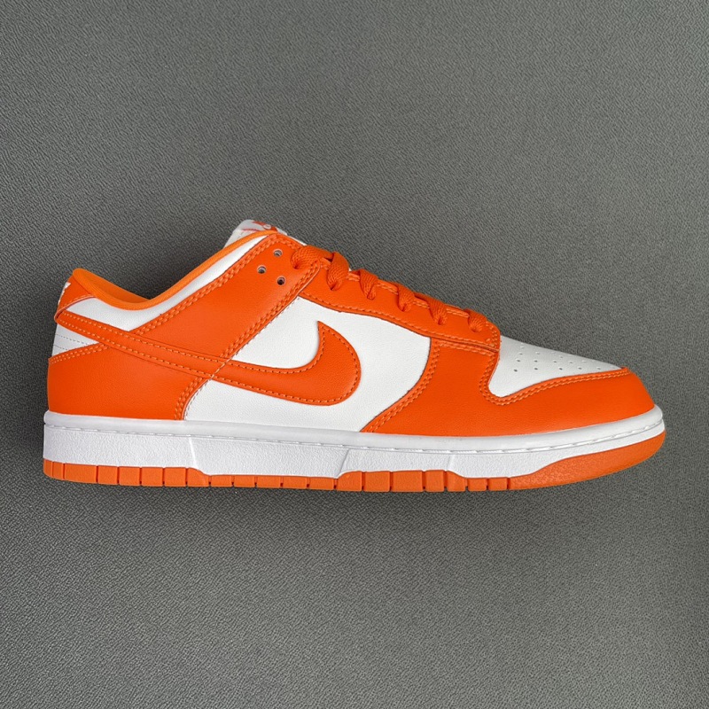 NIKE SNEAKERS (127)