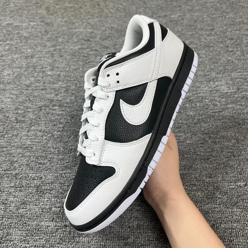 NIKE SNEAKERS (123)