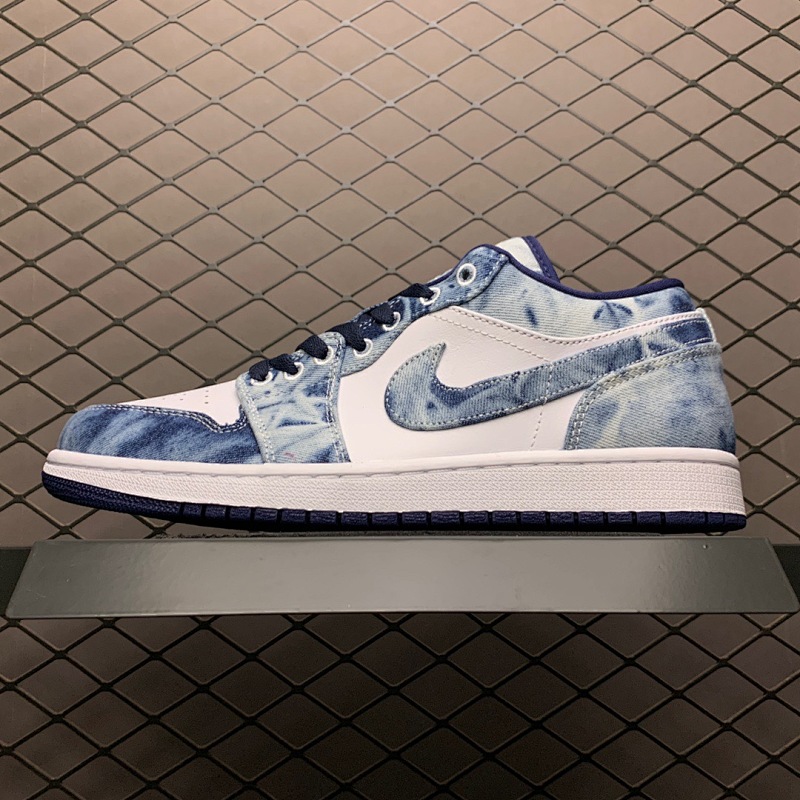 JORDAN SNEAKERS (245)