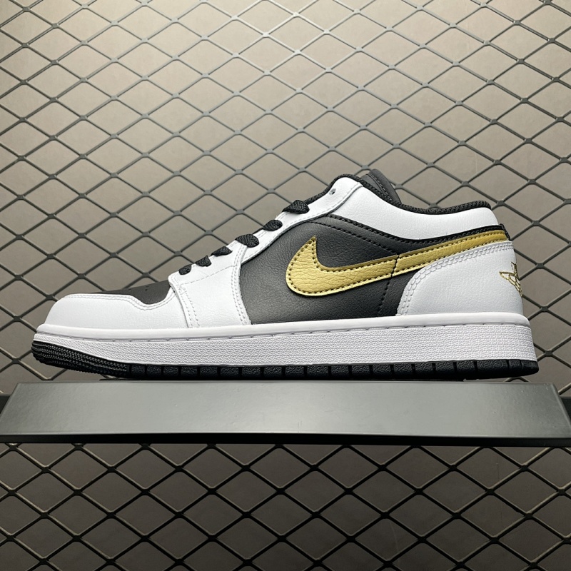 JORDAN SNEAKERS (124)