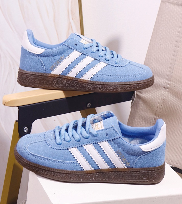ADIDAS SNEAKERS