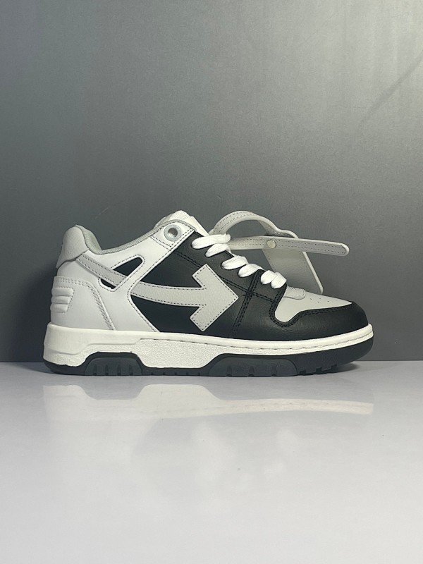 OFF WHITE SNEAKERS (88)