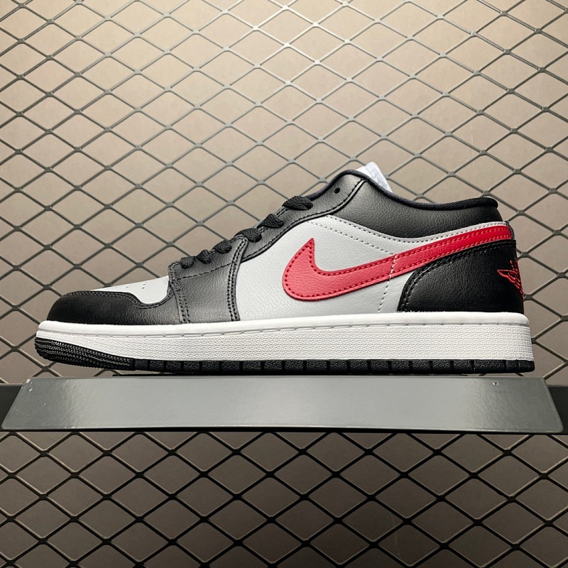 JORDAN SNEAKERS (138)