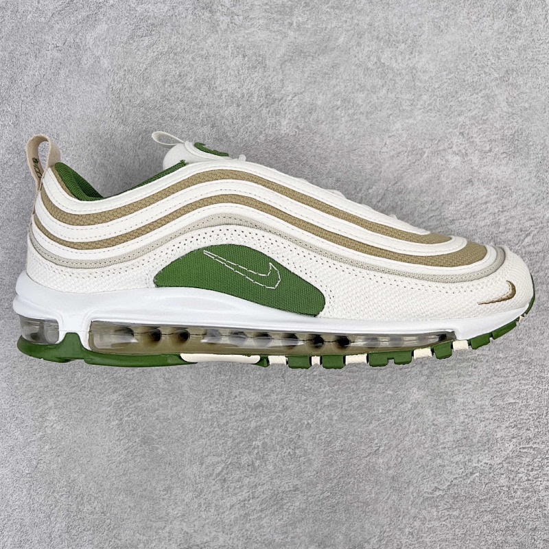 NIKE SNEAKERS (650)