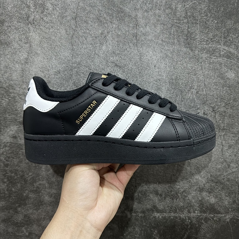 ADIDAS SNEAKERS (30)