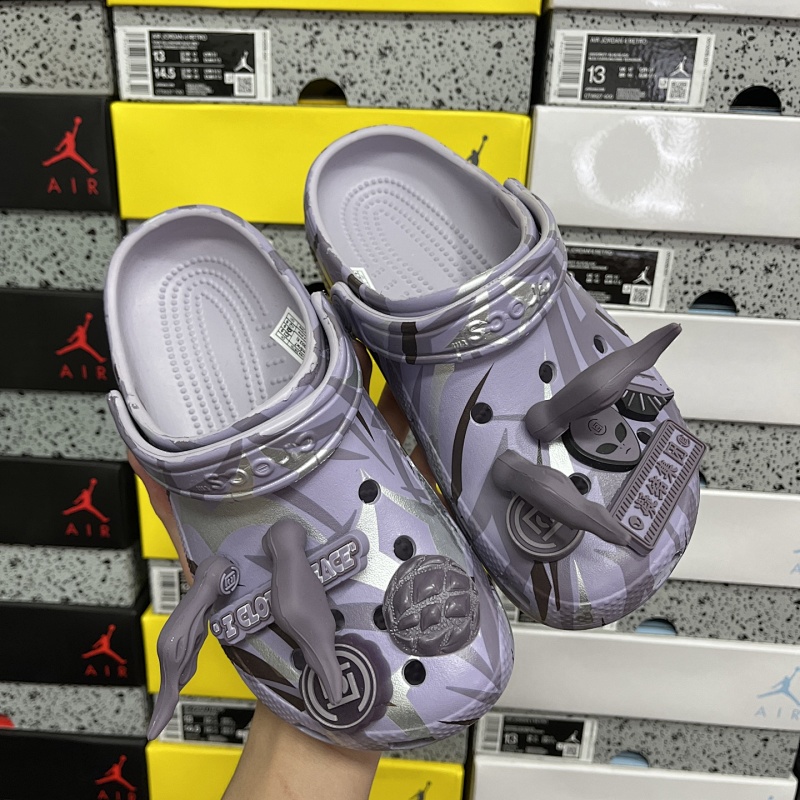CROCS SNEAKERS (7)