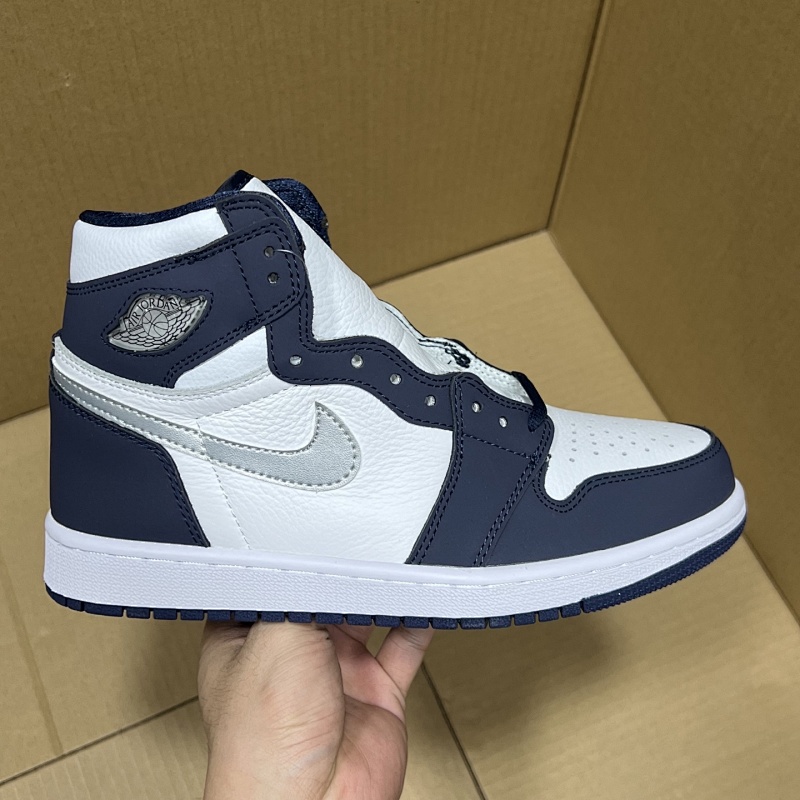 JORDAN SNEAKERS (38)