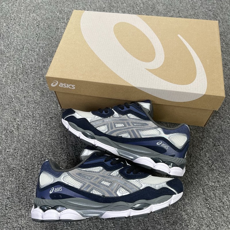 ASICS SNEAKERS (35)