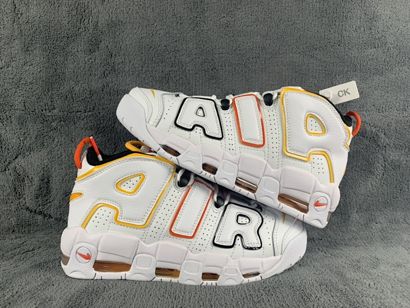 NIKE SNEAKERS (769)