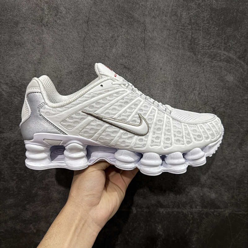 NIKE SNEAKERS (73)