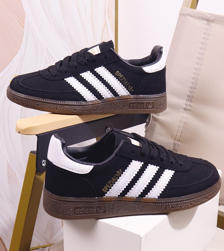 ADIDAS SNEAKERS