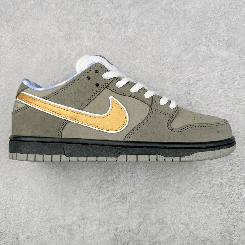 NIKE SNEAKERS (212)