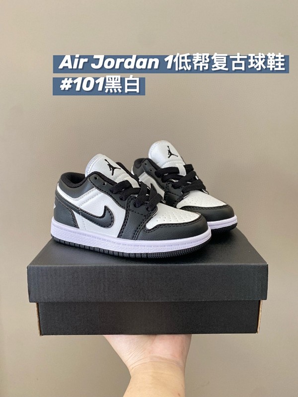 JORDAN SNEAKERS