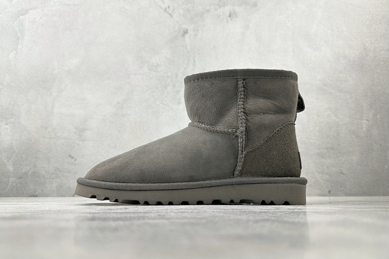 UGG SNEAKERS (63)