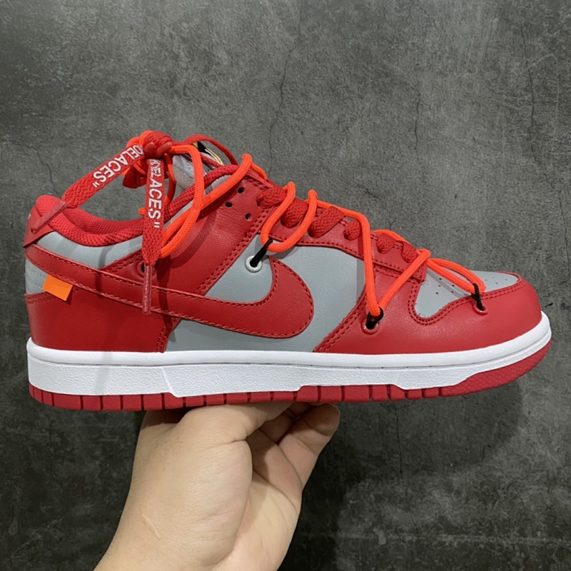 NIKE SNEAKERS (225)